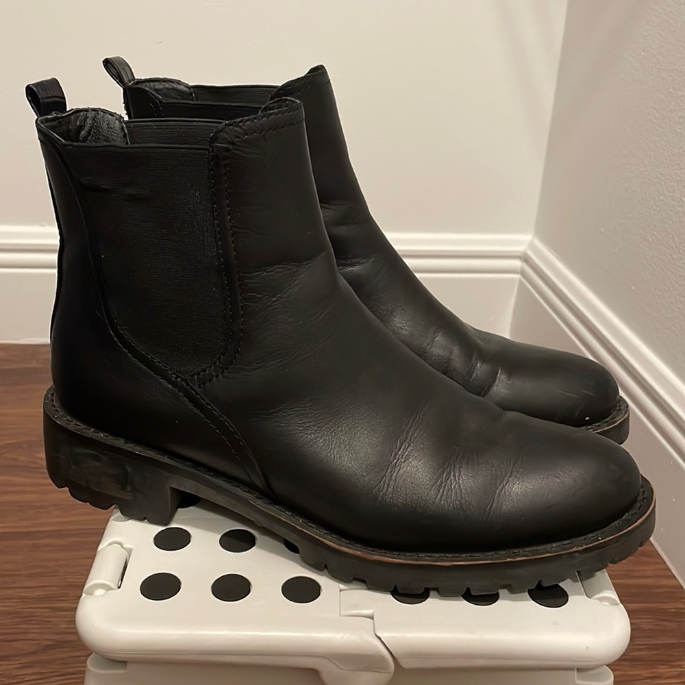 Sam Edelman Jaclyn Chelsea Boots